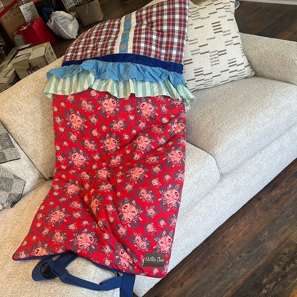 Matilda Jane “Bed of Roses” Sleeping Bag…In like new condition.